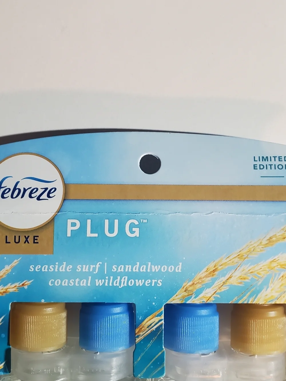 Febreze Luxe LIMITED EDITION Plug Refills - Air Freshener Warm Ocean Breeze New